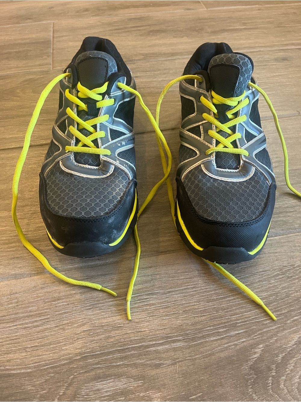 Brahma Men's Steel toe Shoes - Black with Neon Yellow Accents